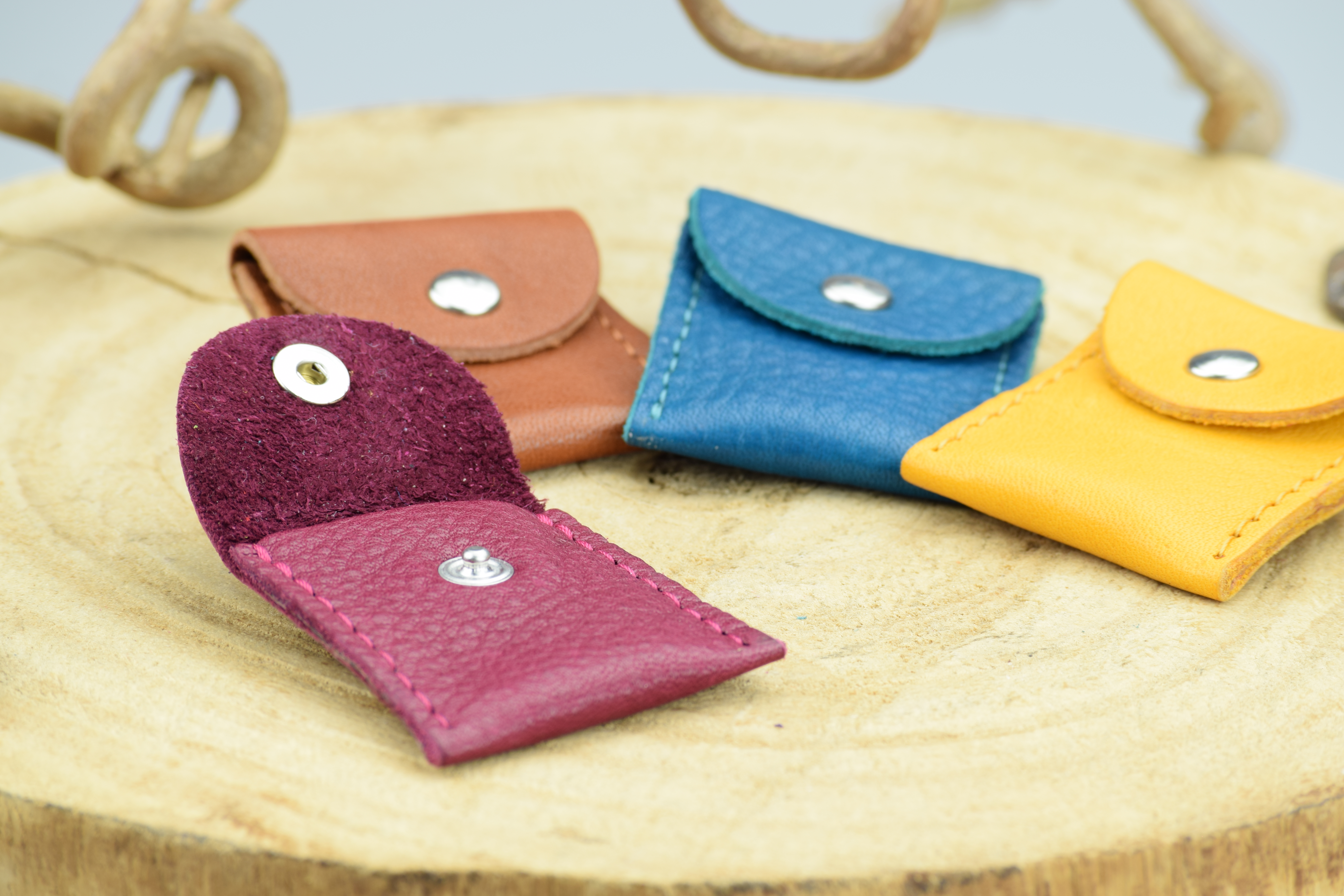 M:\Marketing\Online Shop\Leder Onlineshop\Image Eurotäschchen_.JPG